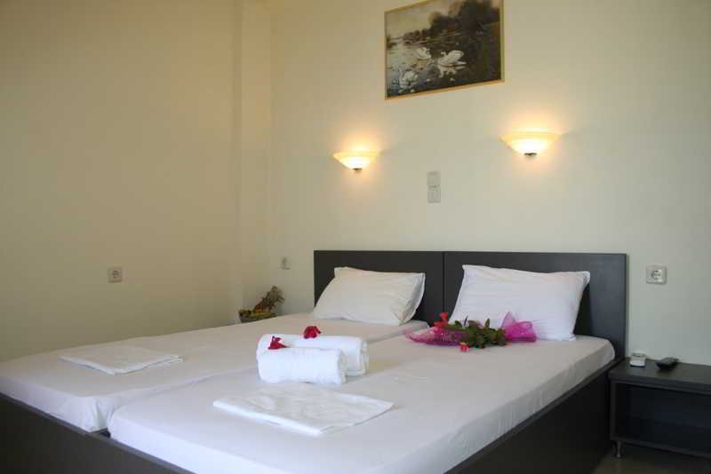 Nikas Rooms & Apartments 斯陶帕 外观 照片